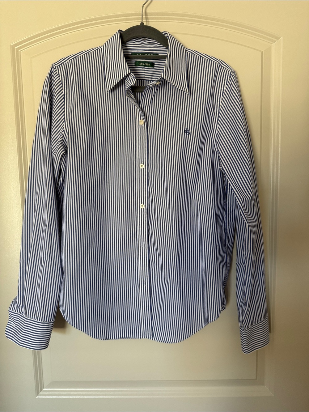 Lauren Ralph Lauren Blue and White Striped Dress Shirt Size S 0104